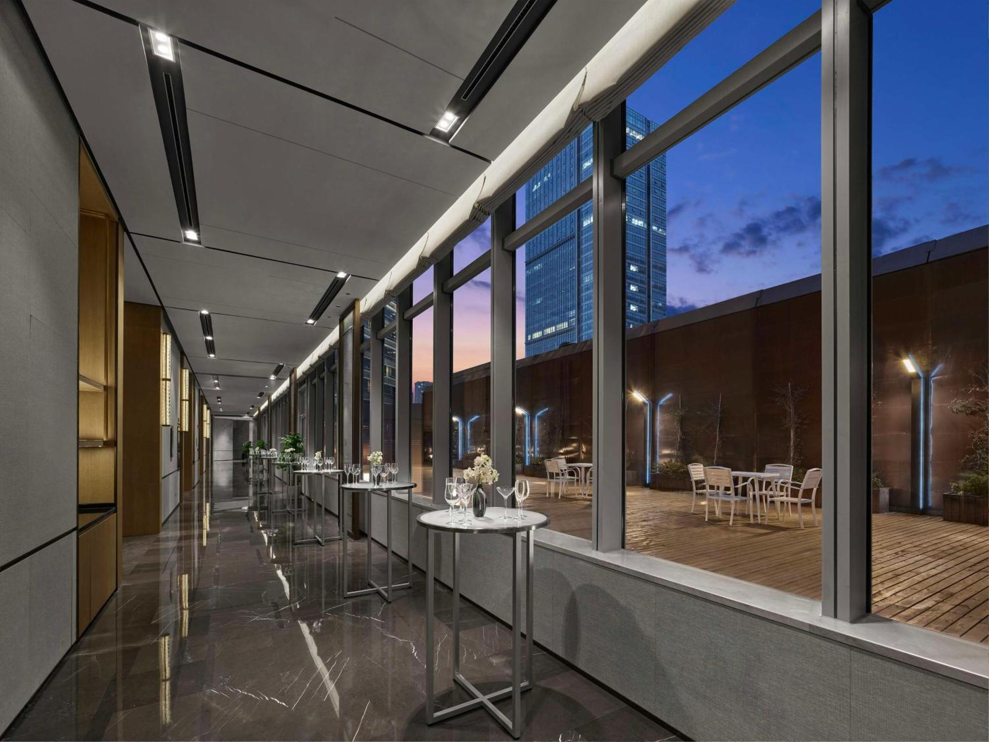 Doubletree By Hilton Chengdu Riverside - Close To Panda Base And Chengdu East Railway Экстерьер фото