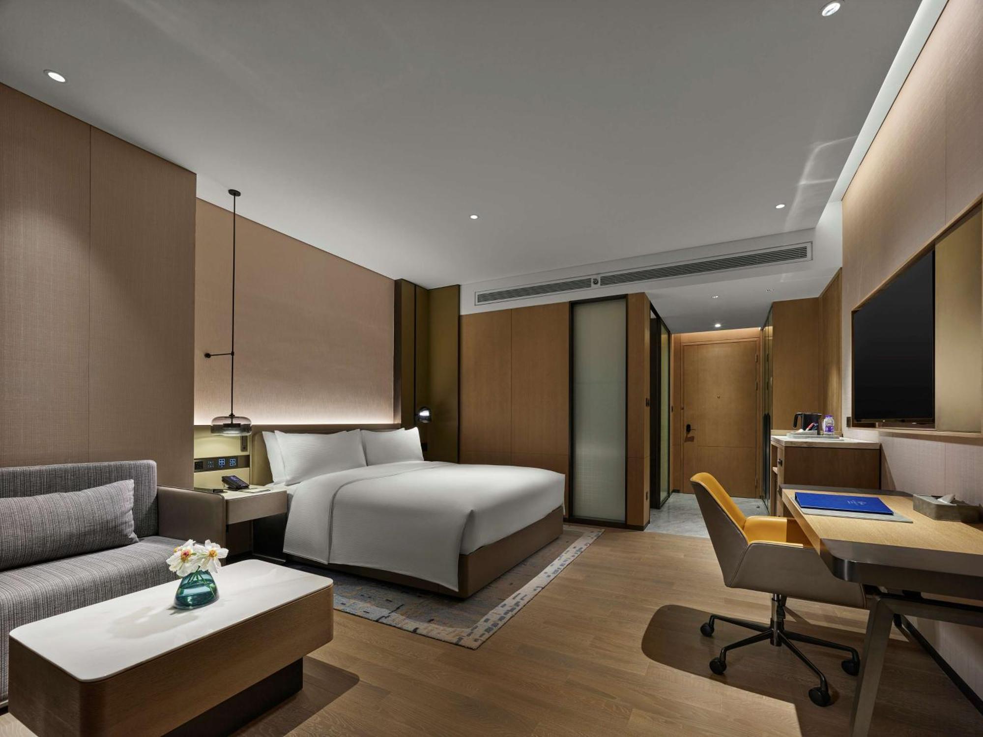 Doubletree By Hilton Chengdu Riverside - Close To Panda Base And Chengdu East Railway Экстерьер фото